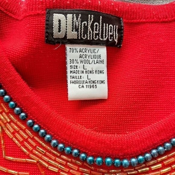 DL Mckelvey sweater red wool pullover faux pearl detail indian style size L - Picture 9 of 15